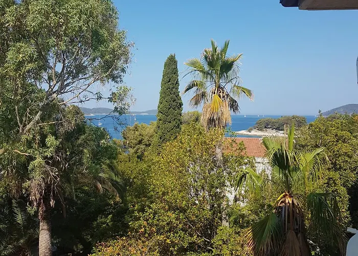 Apartment Anticevic Hvar Town